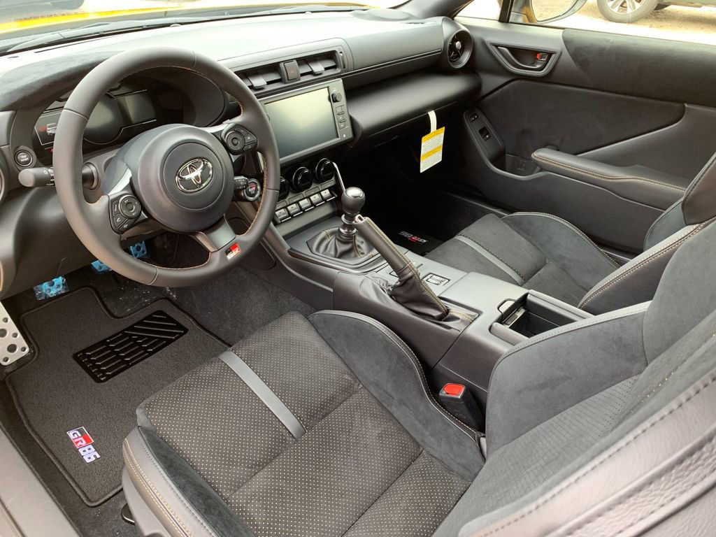 New 2026 Toyota GR86 YUZU Limited image 10