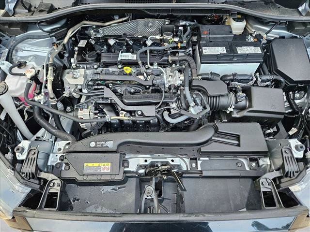 Used 2025 Toyota Corolla Cross LE image 21