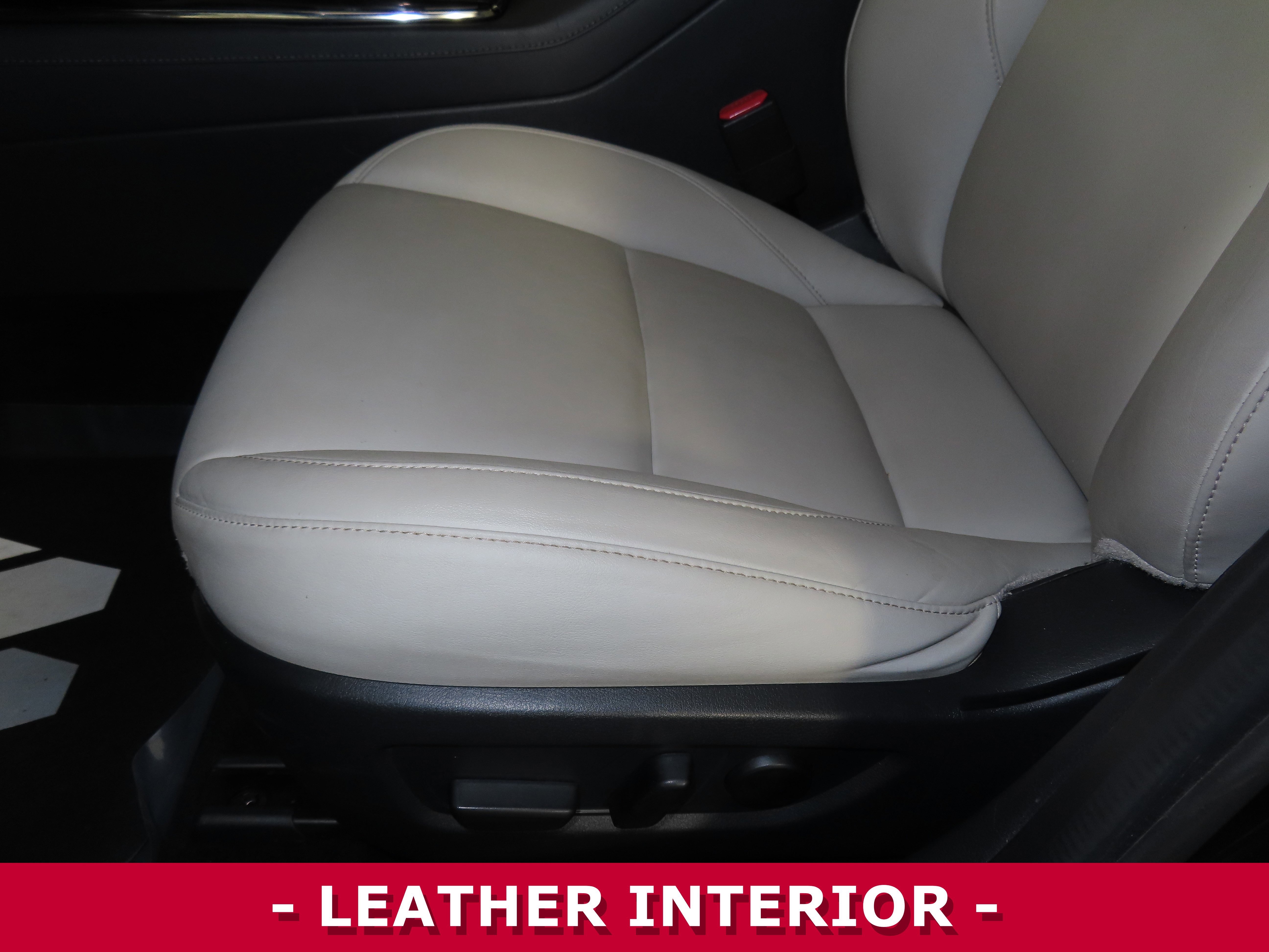 Used 2023 MAZDA CX-30 AWD 2.5 S w/ Preferred Package image 8