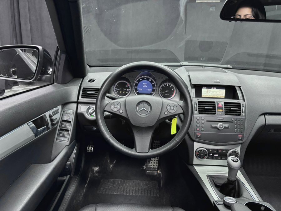 Used 2009 Mercedes-Benz C 300 Sport image 35