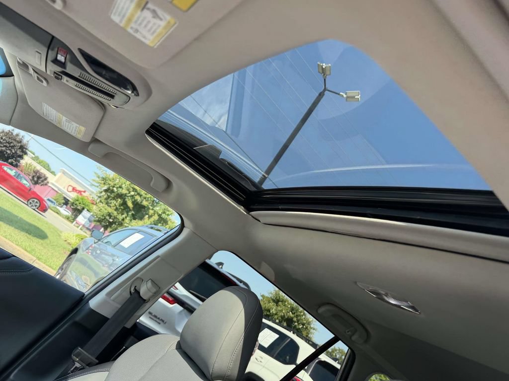 Used 2021 Subaru Outback Limited XT AWD/4WD image 19