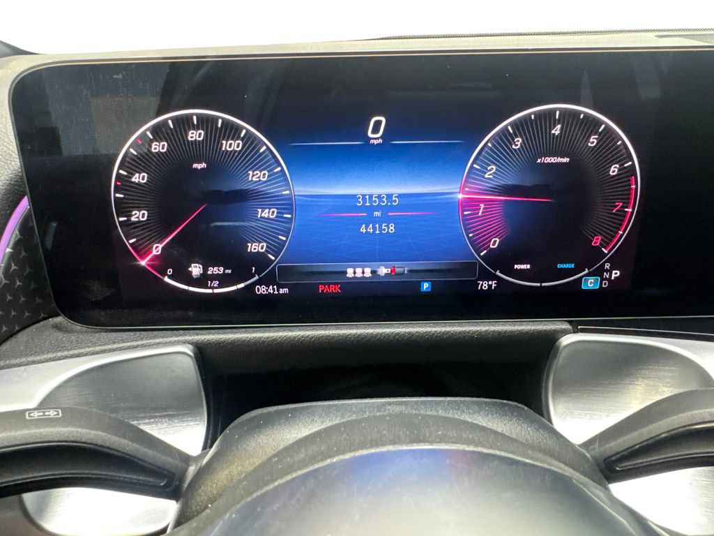 Used 2025 Mercedes-Benz GLB 250 4MATIC image 57