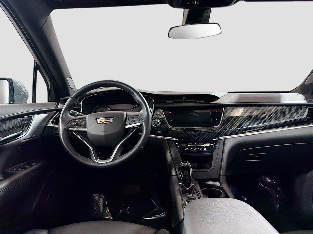 Used 2024 Cadillac XT6 Premium Luxury image 23