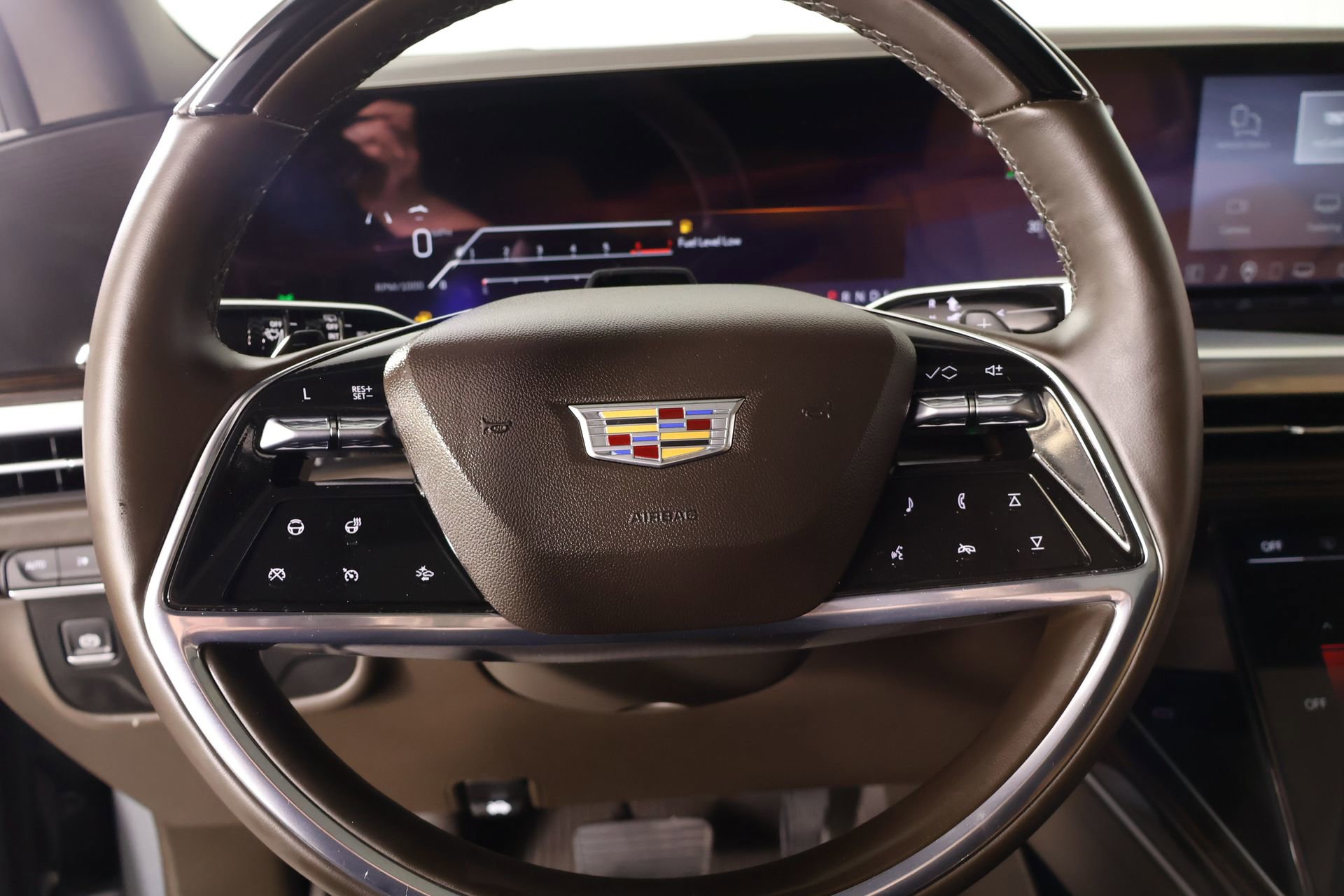 Used 2026 Cadillac Escalade Luxury w/ LPO, Floor Liner Package image 3