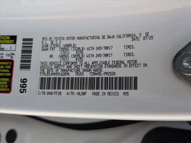 Used 2025 Toyota Tacoma SR5 AWD/4WD image 24