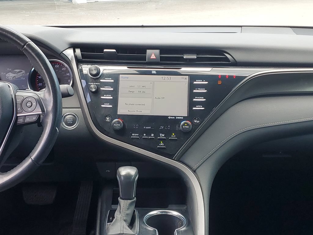 Used 2020 Toyota Camry XSE FWD image 17