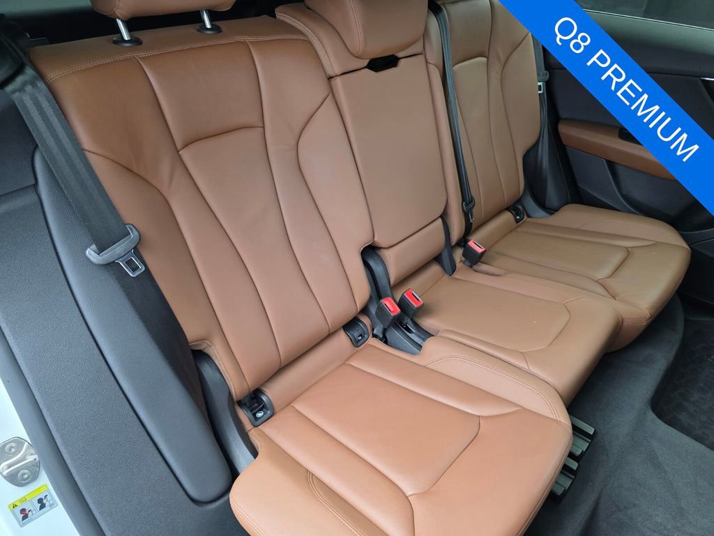 Used 2019 Audi Q8 Premium image 25
