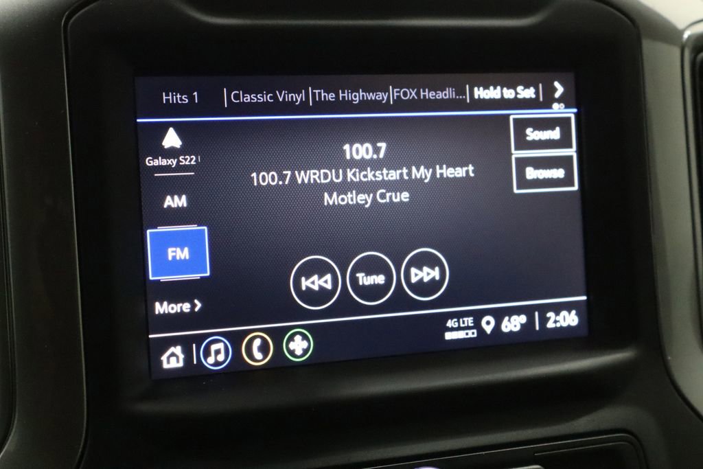 Used 2024 Chevrolet Silverado 1500 Custom w/ Turbomax Blackout Package image 41