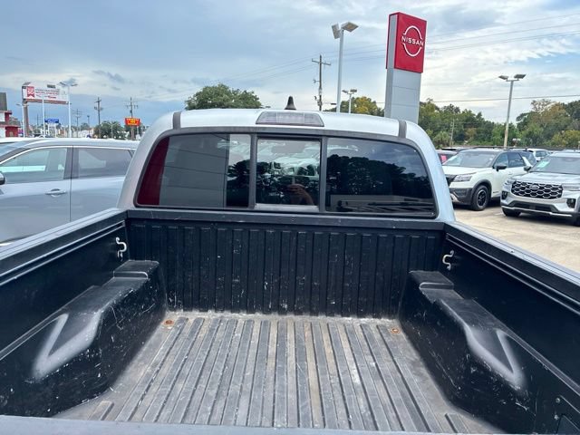 Used 2022 Toyota Tacoma SR w/ SR Convenience Package RWD image 8