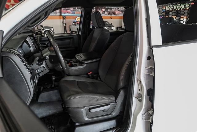 Used 2022 RAM 5500 Tradesman w/ Chrome Appearance Group AWD/4WD image 26