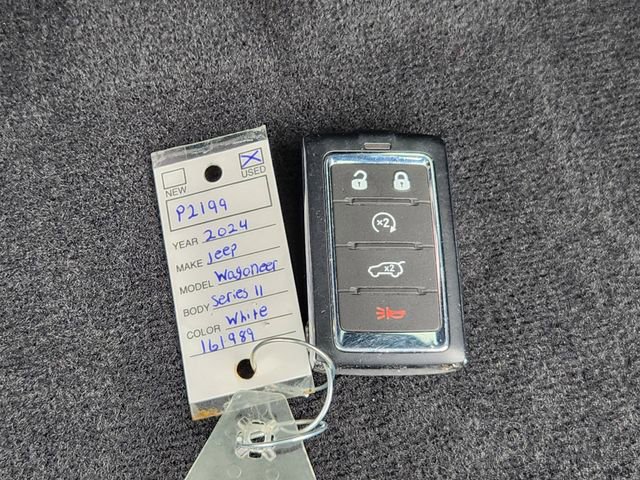 Certified 2024 Jeep Wagoneer Series II image 33