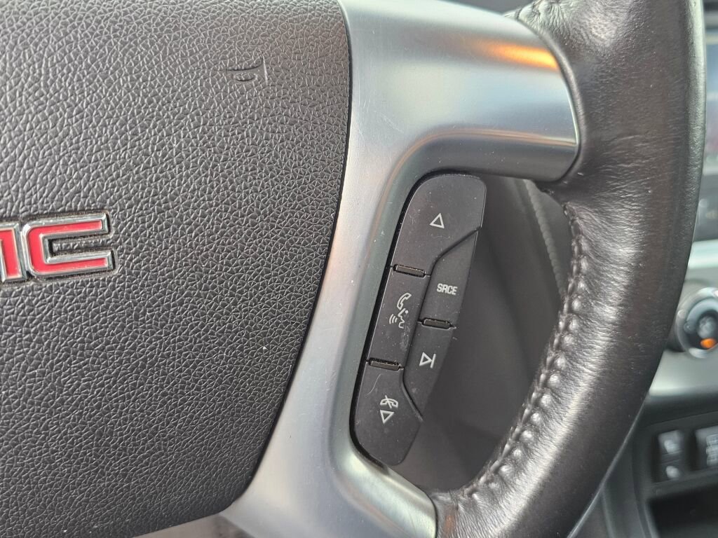 Used 2016 GMC Acadia SLE image 34