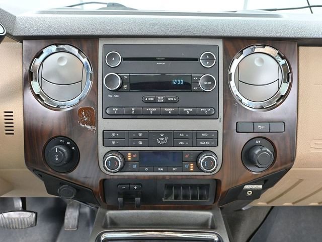 Used 2011 Ford F250 Lariat w/ Lariat Interior Pkg AWD/4WD image 30