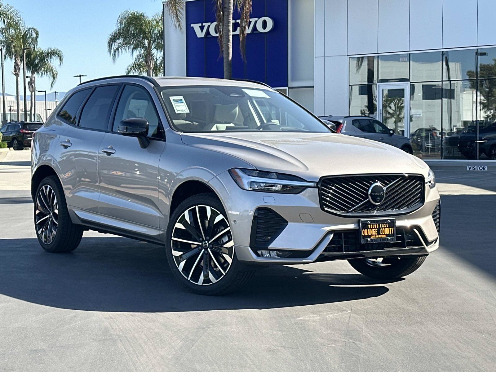 New 2026 Volvo XC60 B5 Ultra w/ Climate Package AWD/4WD image 1