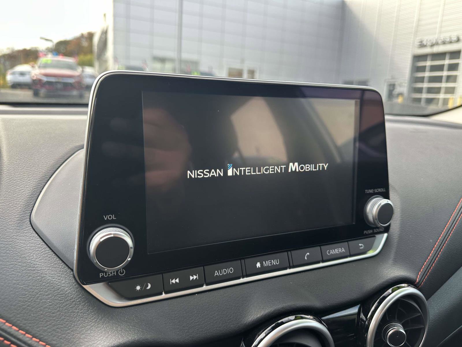 Used 2024 Nissan Sentra SR w/ SR Premium Package image 23