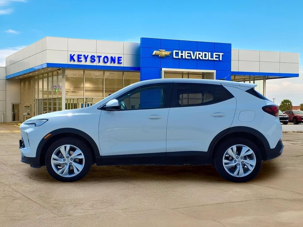 Used 2025 Buick Encore GX Preferred FWD image 4