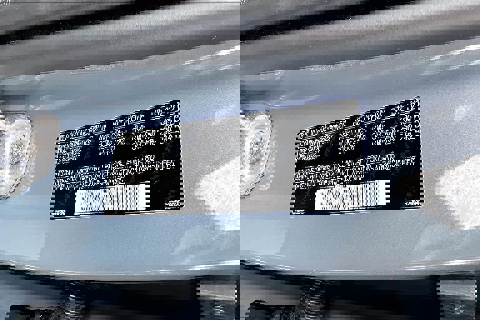 Used 2022 Volvo XC40 T5 R-Design w/ Advanced Package image 31