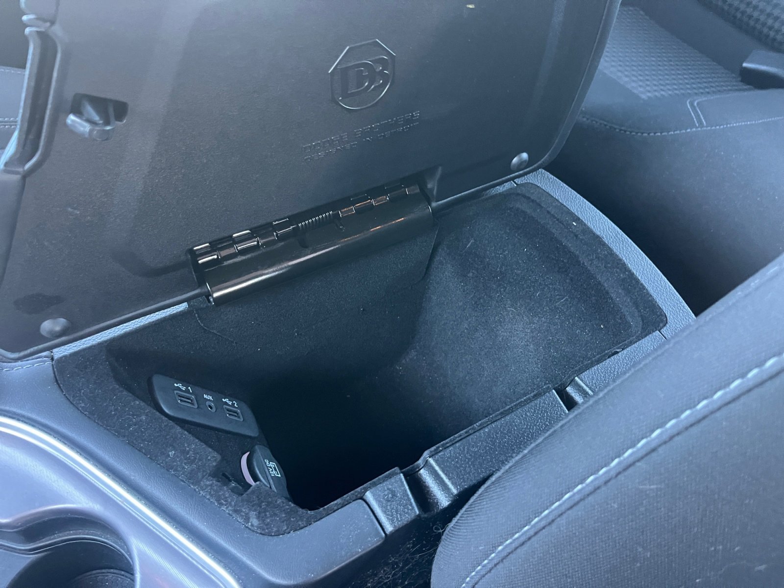 Used 2022 Dodge Challenger SXT image 15