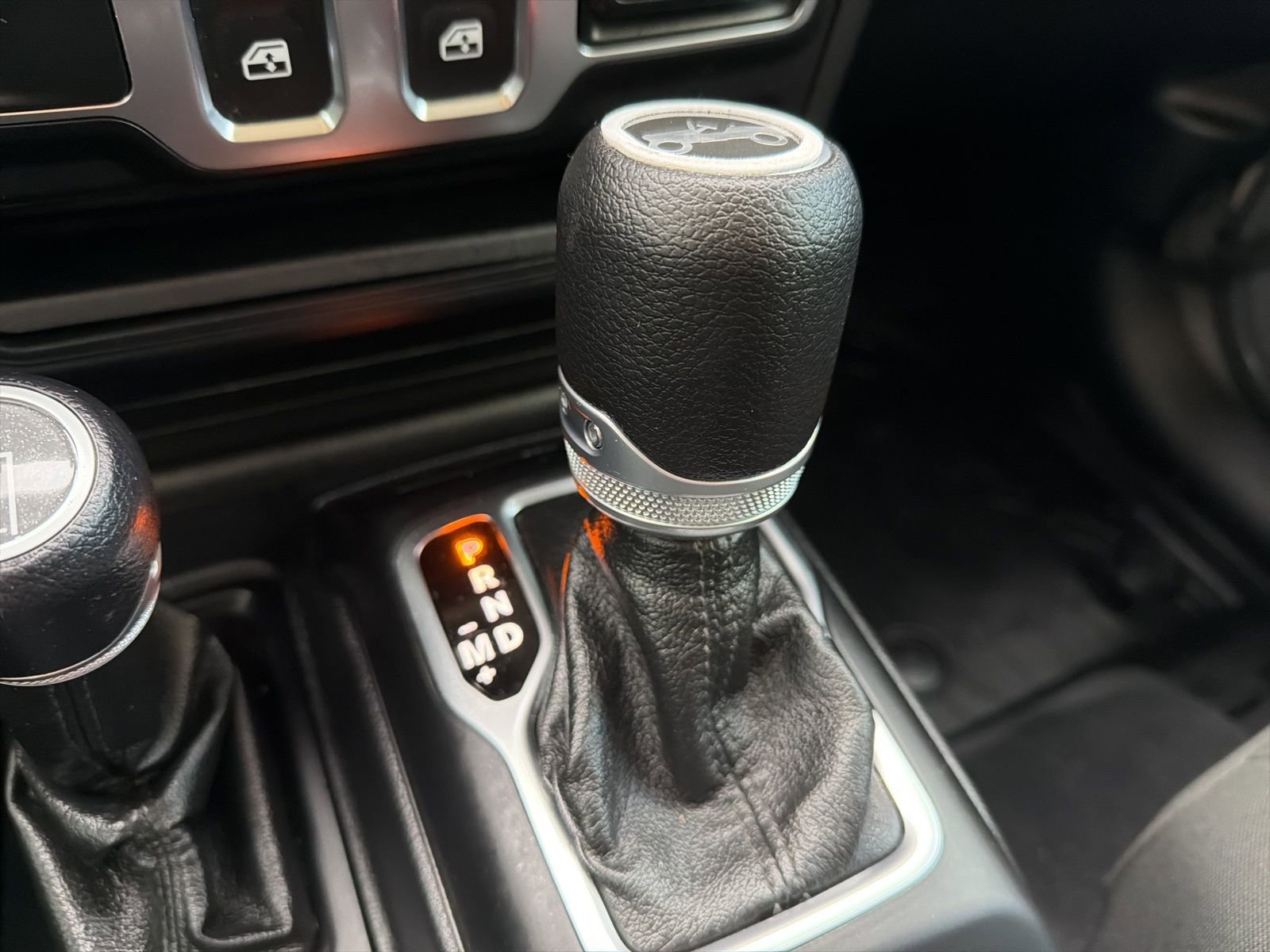 Used 2020 Jeep Wrangler Sport S image 20