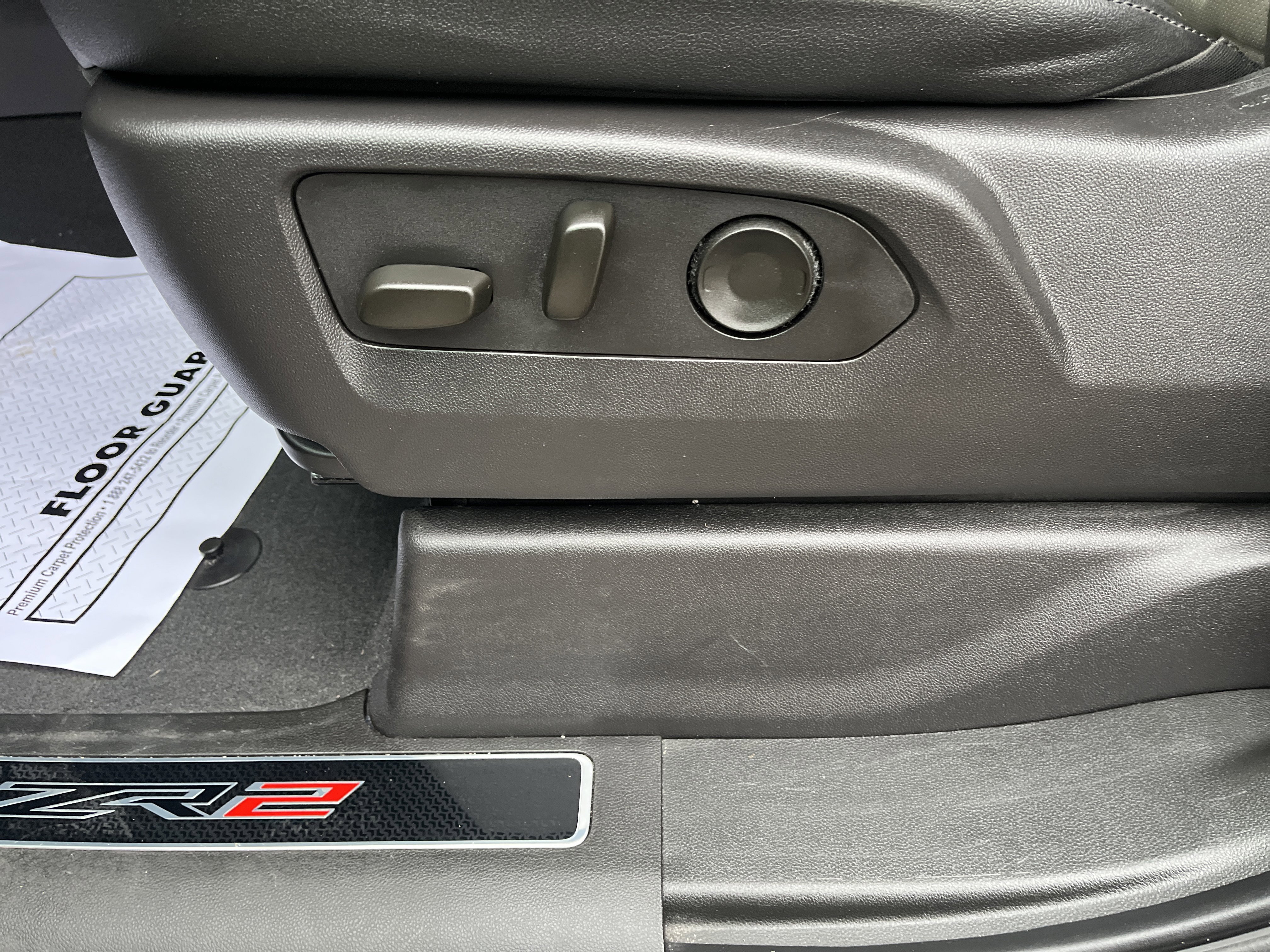 Used 2024 Chevrolet Silverado 1500 ZR2 w/ Technology Package image 11