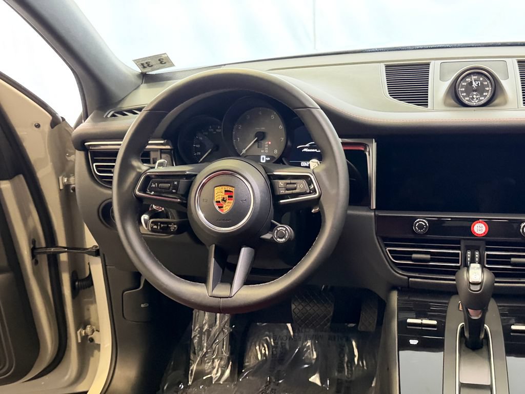 Certified 2026 Porsche Macan S AWD/4WD image 20
