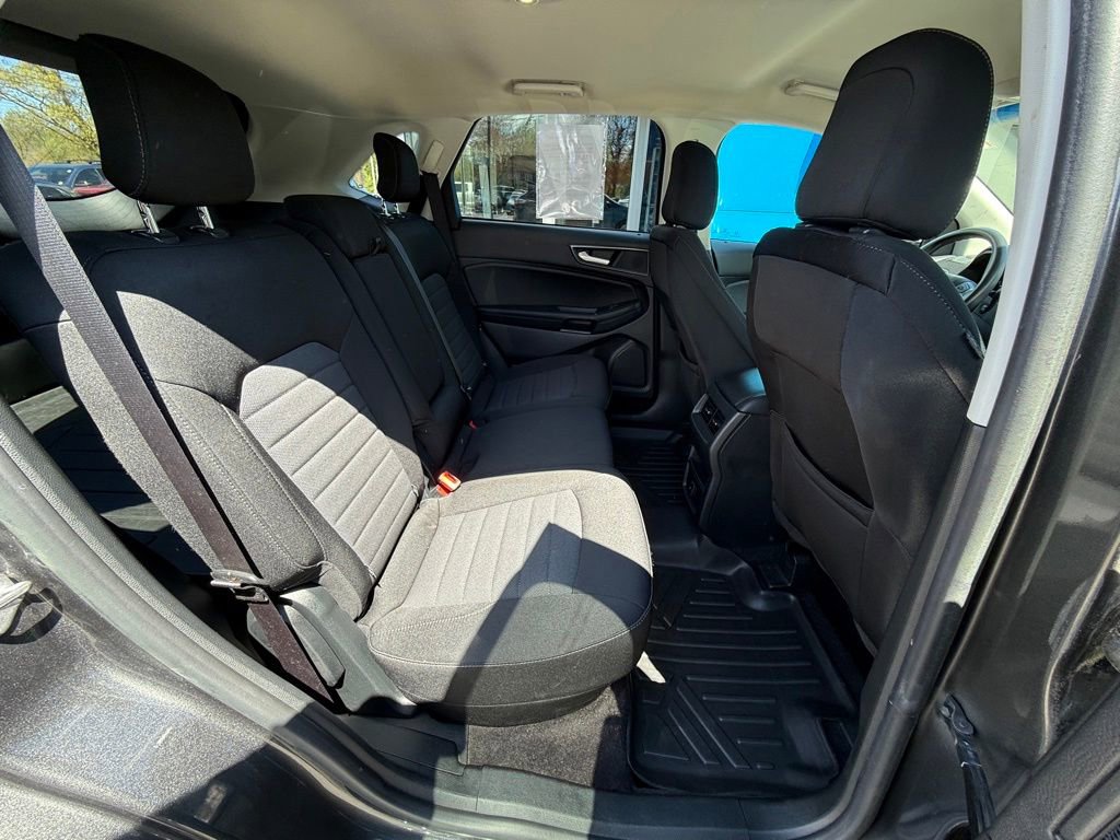 Used 2020 Ford Edge SE AWD/4WD image 33