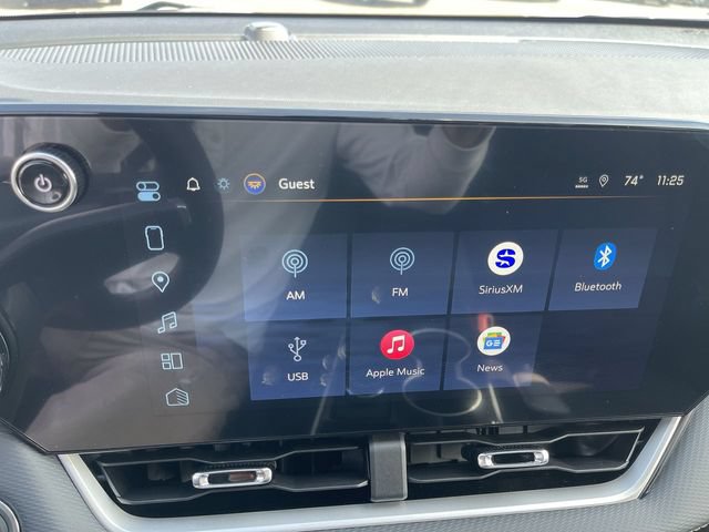 New 2027 Chevrolet Equinox LT w/ LPO, Floor Liner Package AWD/4WD image 16