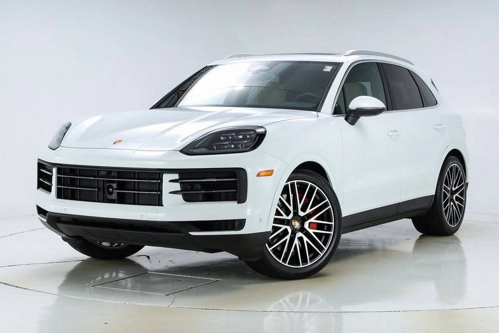 New 2026 Porsche Cayenne S image 8