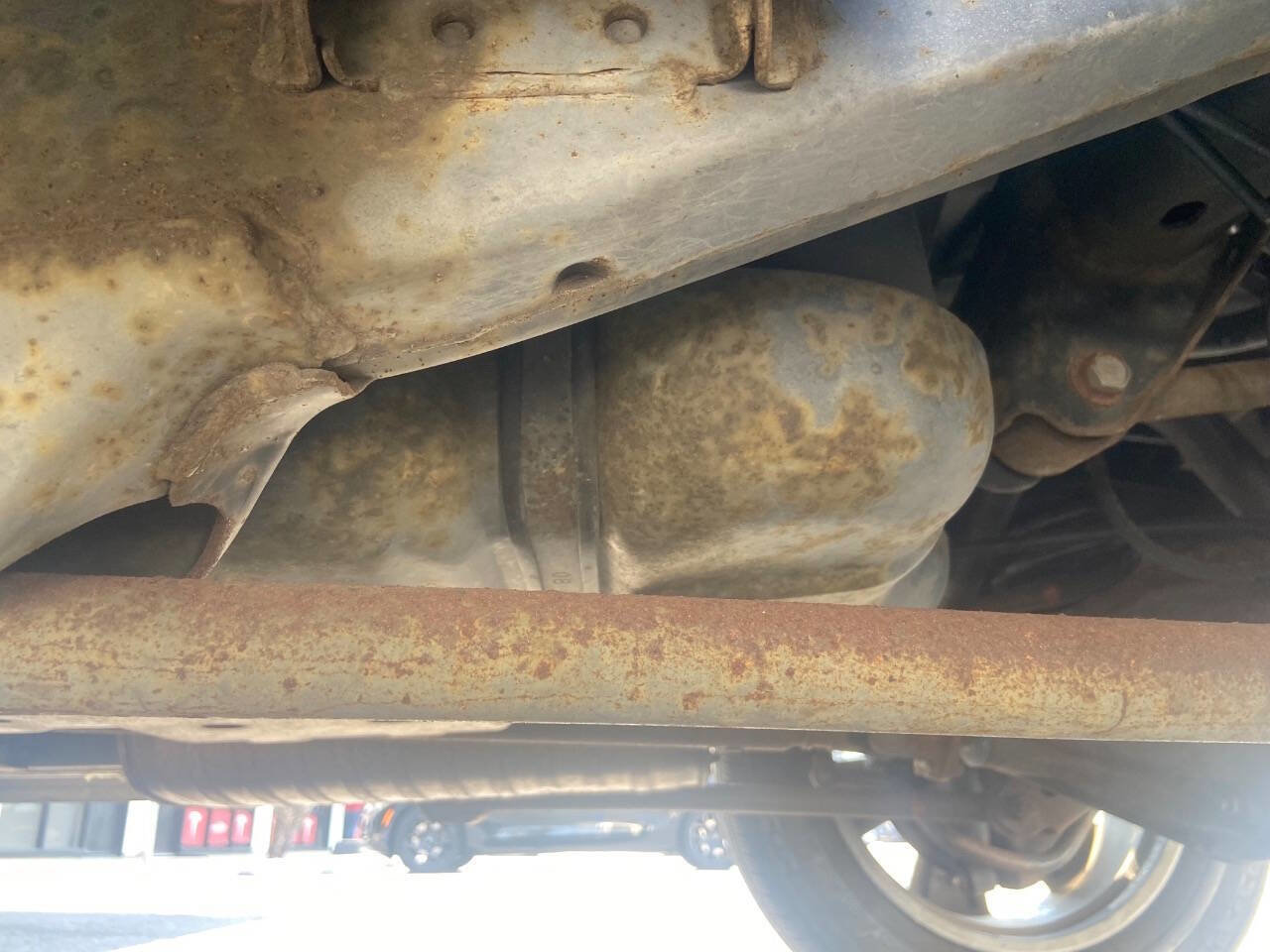 Used 2003 Toyota Land Cruiser image 25