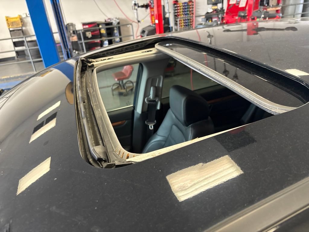 Used 2018 Honda CR-V EX-L image 6