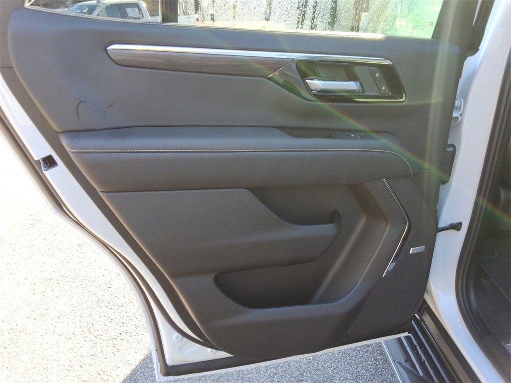 New 2026 Chevrolet Tahoe Premier image 18