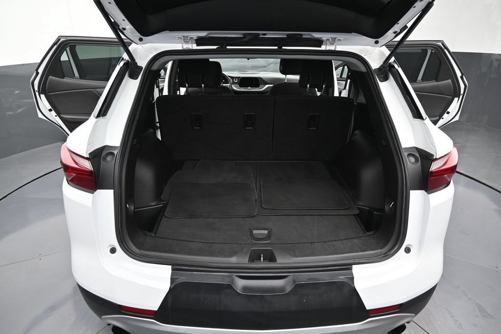 Used 2019 Chevrolet Blazer L FWD image 11