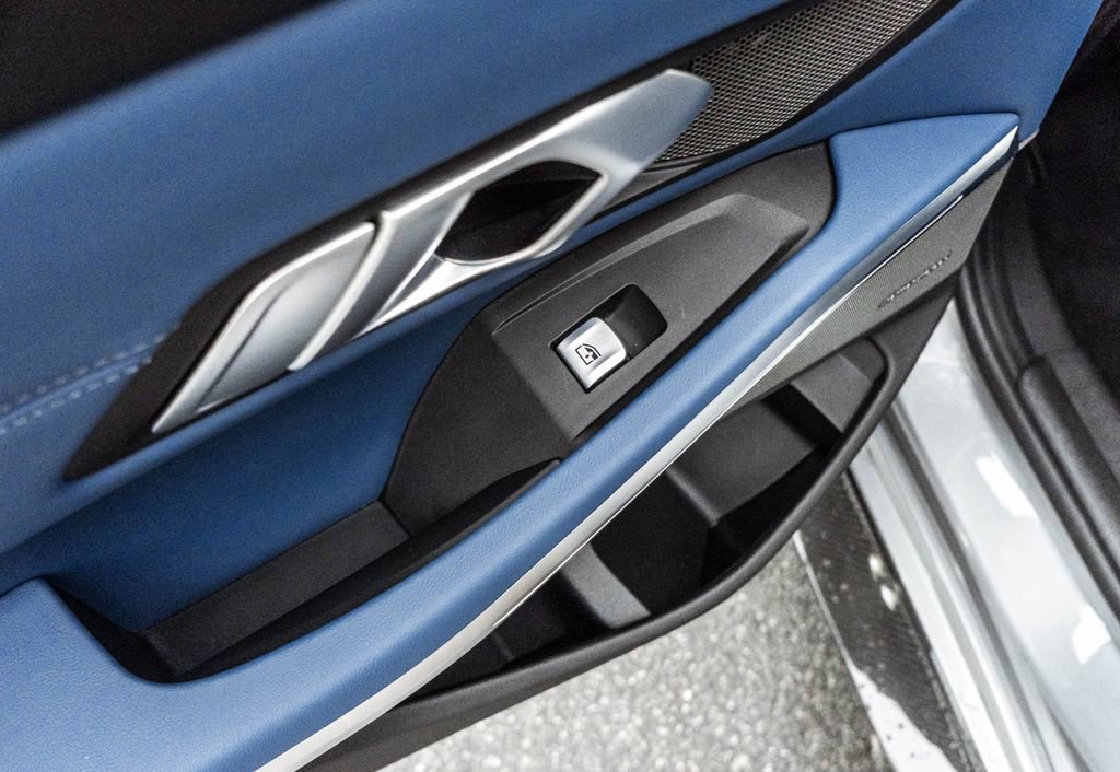 Used 2026 BMW M3 w/ Executive Package RWD image 33