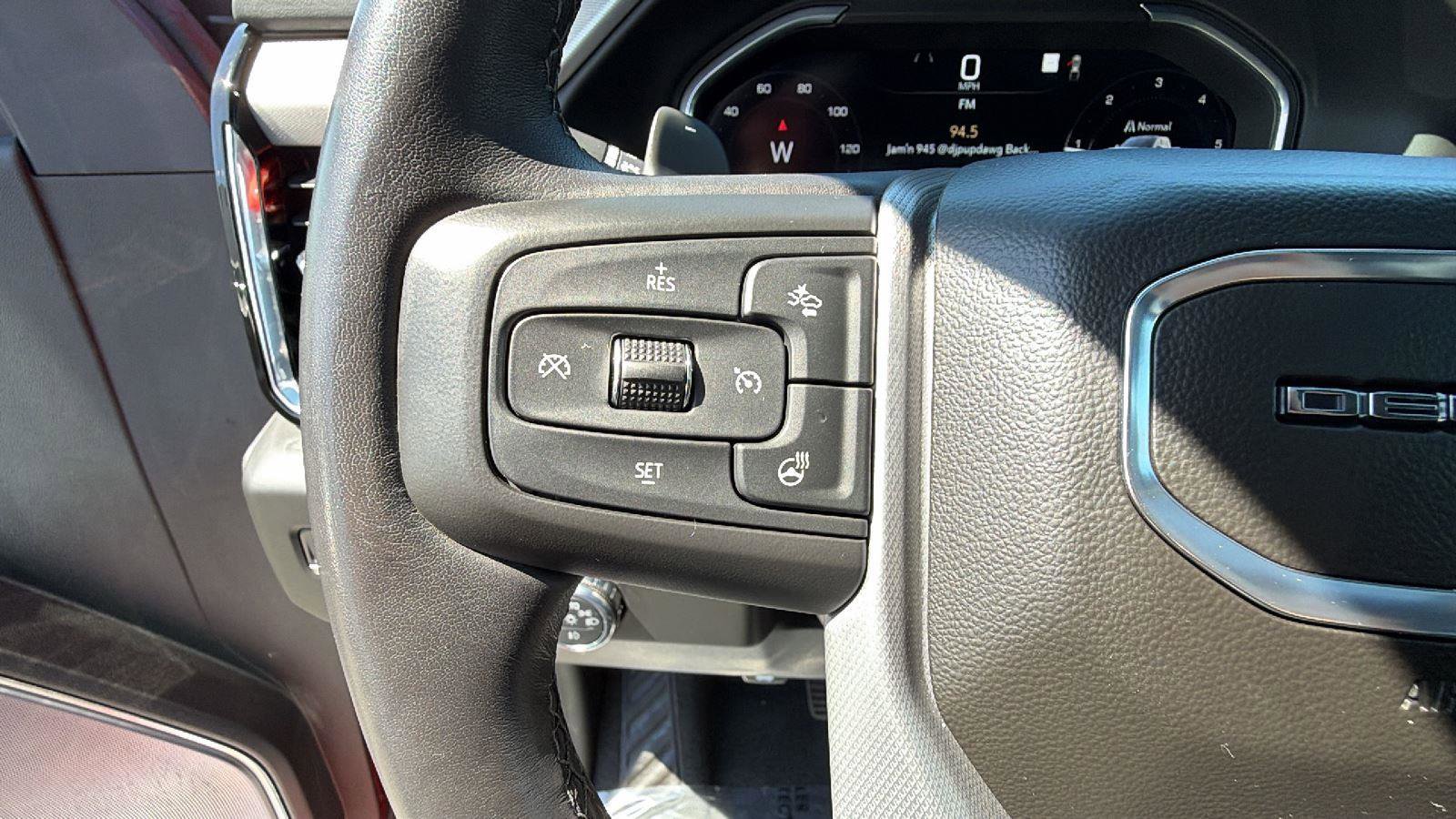 Used 2023 GMC Sierra 1500 Denali AWD/4WD image 32