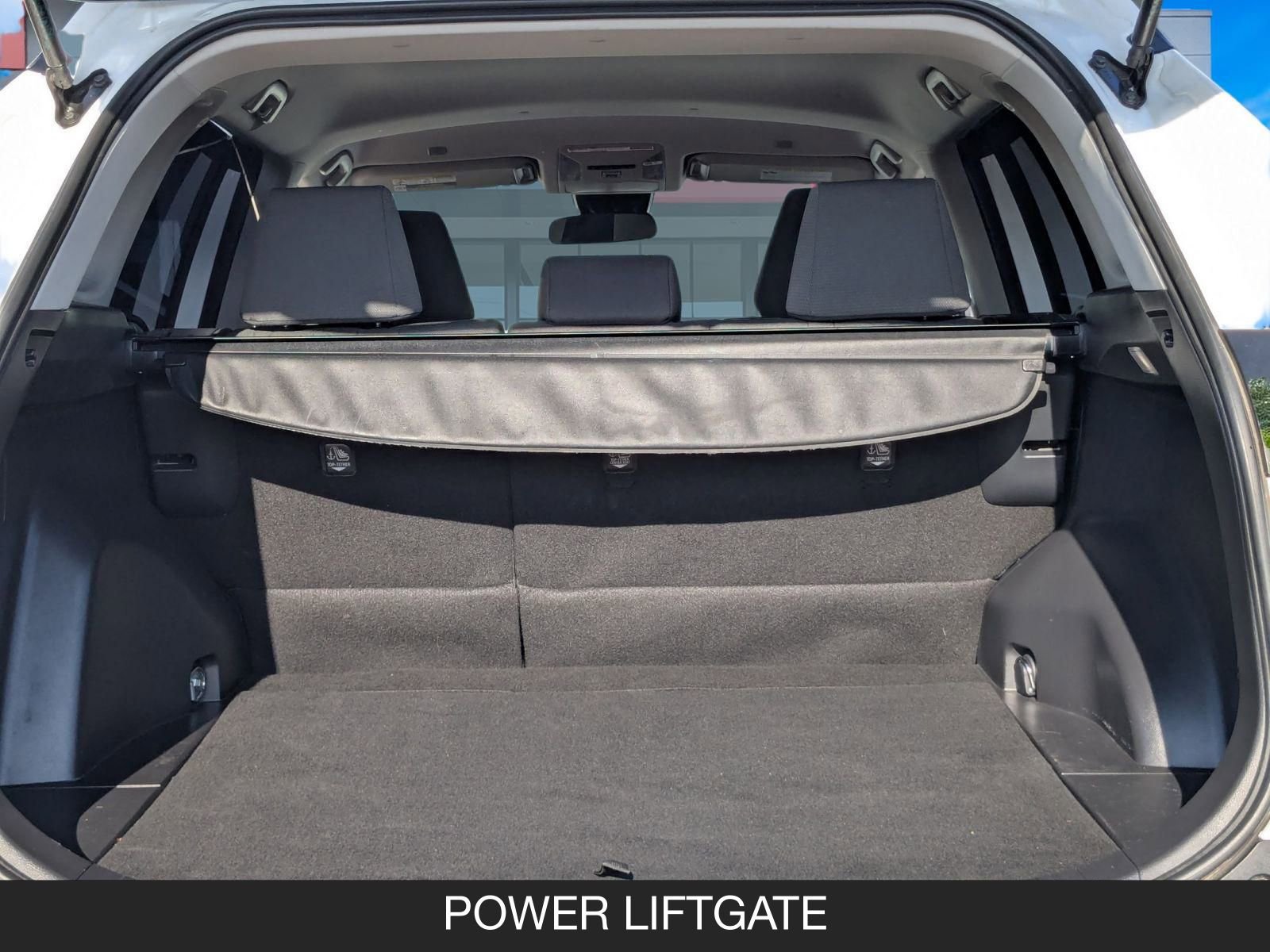 Used 2023 Toyota RAV4 XLE image 19