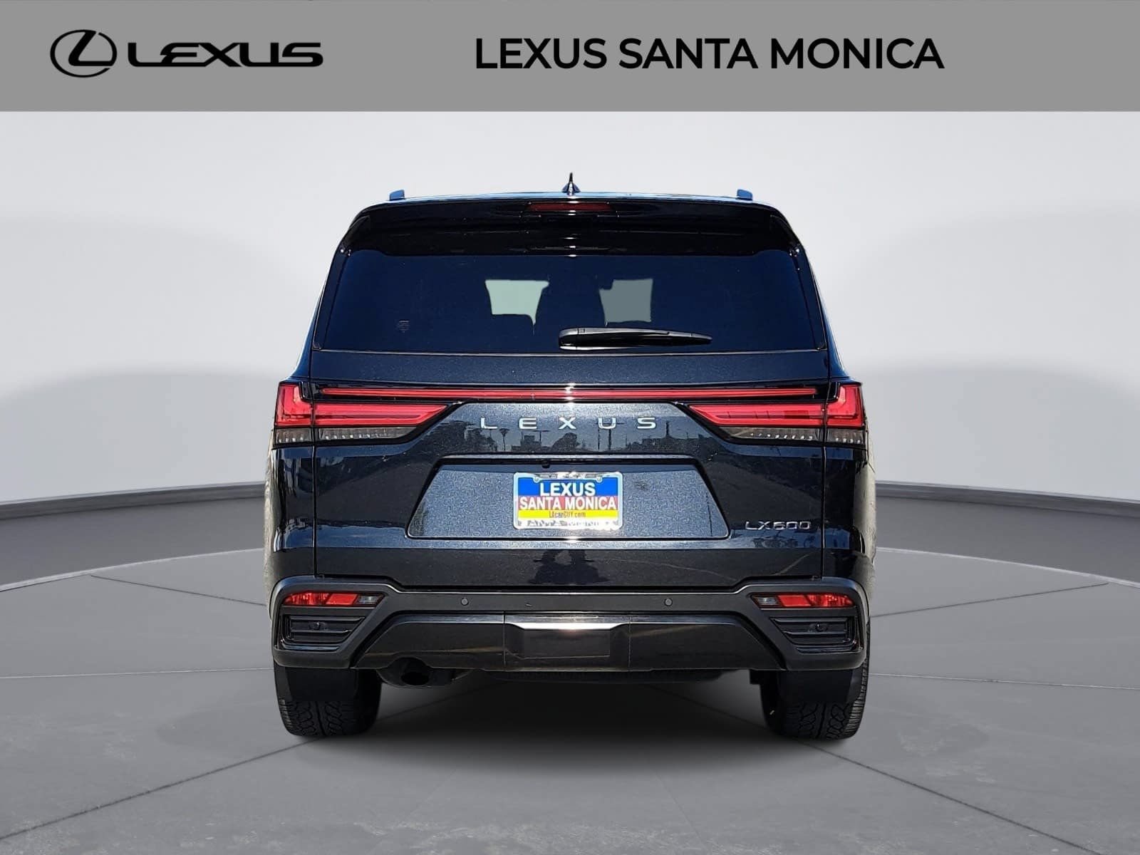 Used 2023 Lexus LX 600 4WD w/ Appearance Package image 6