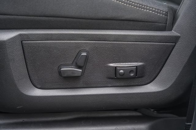 New 2026 RAM 3500 Big Horn AWD/4WD image 45