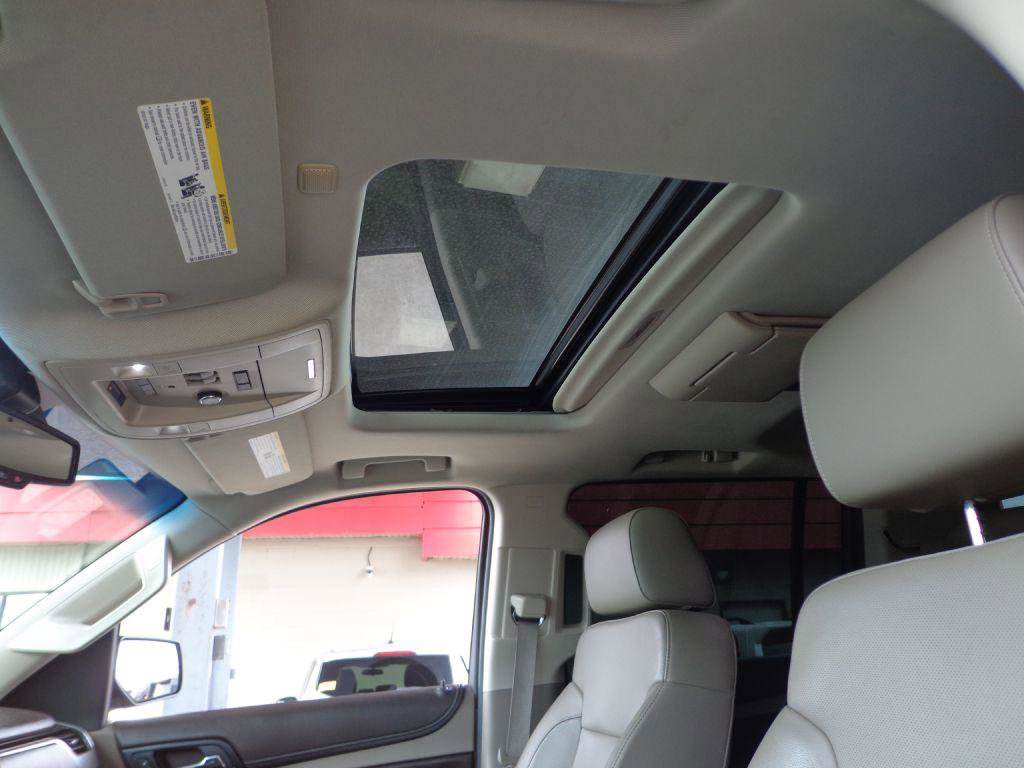 Used 2015 Chevrolet Suburban LTZ image 26
