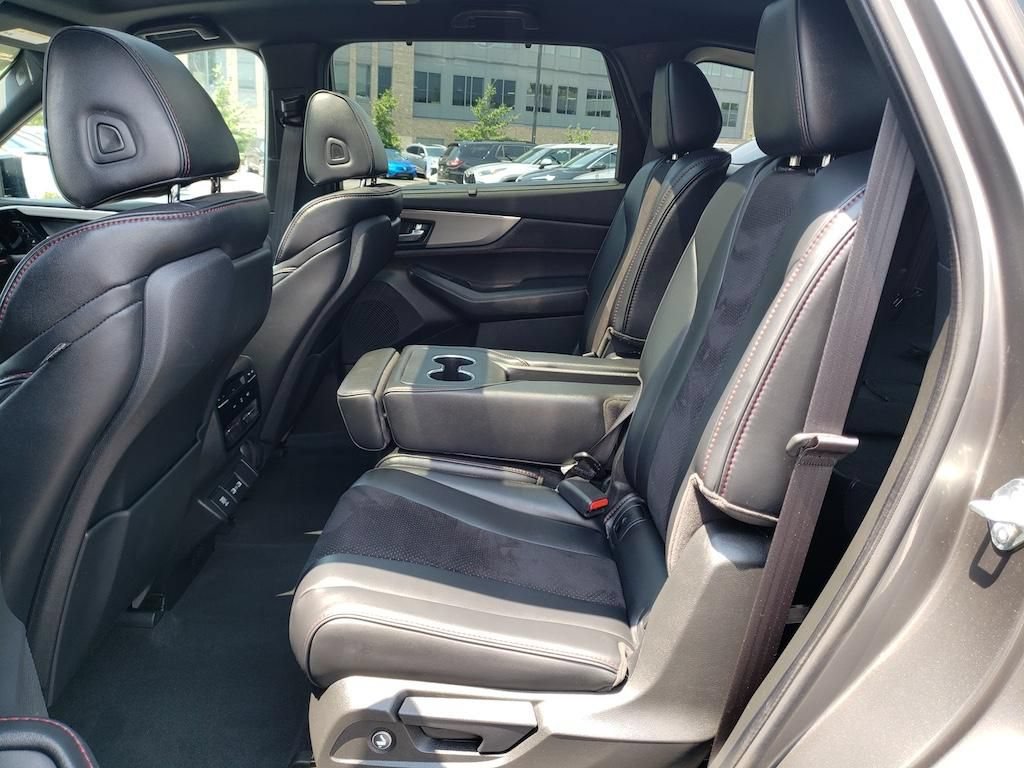 Used 2024 Acura MDX A-Spec AWD/4WD image 32