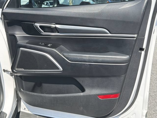 Used 2022 Kia Telluride LX AWD/4WD image 16