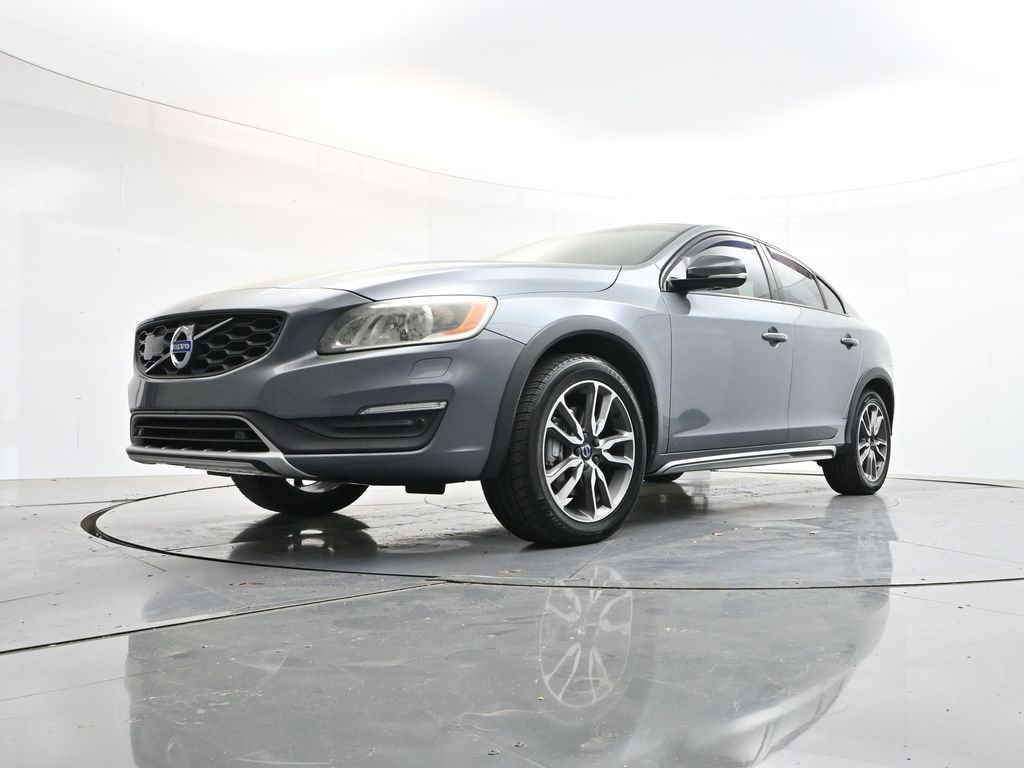 Used 2017 Volvo S60 T5 Cross Country Platinum image 33