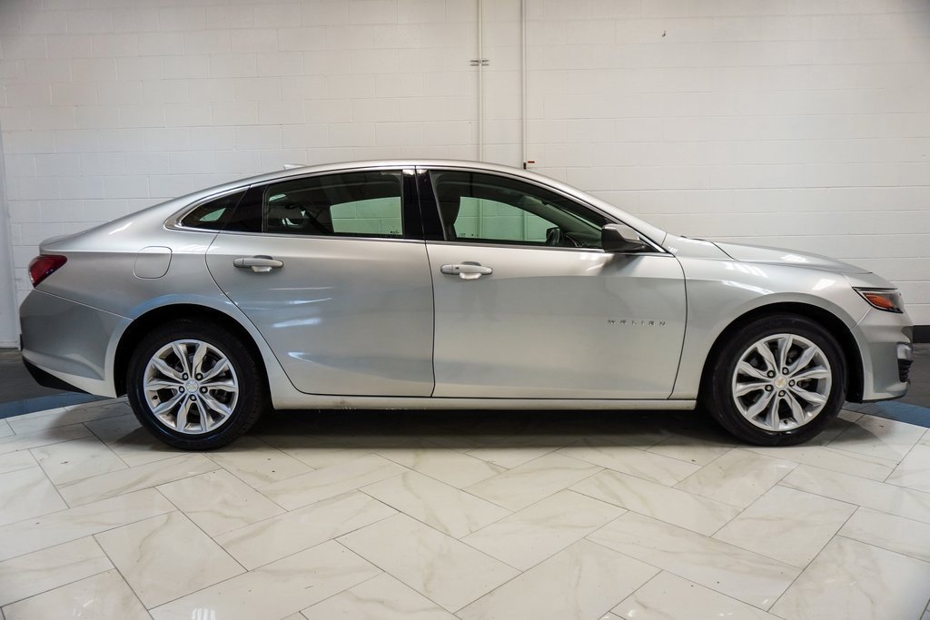 Used 2020 Chevrolet Malibu LT image 34