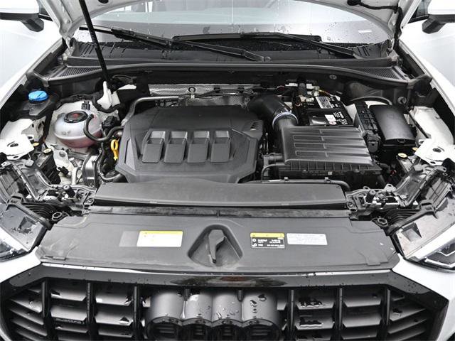 Used 2023 Audi Q3 2.0T Premium Plus w/ Premium Plus Package image 39