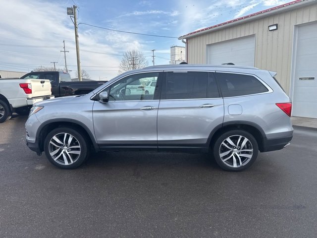 Used 2017 Honda Pilot Elite image 6