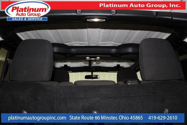 Used 2019 Jeep Wrangler Unlimited Sahara w/ Safety Group AWD/4WD image 32