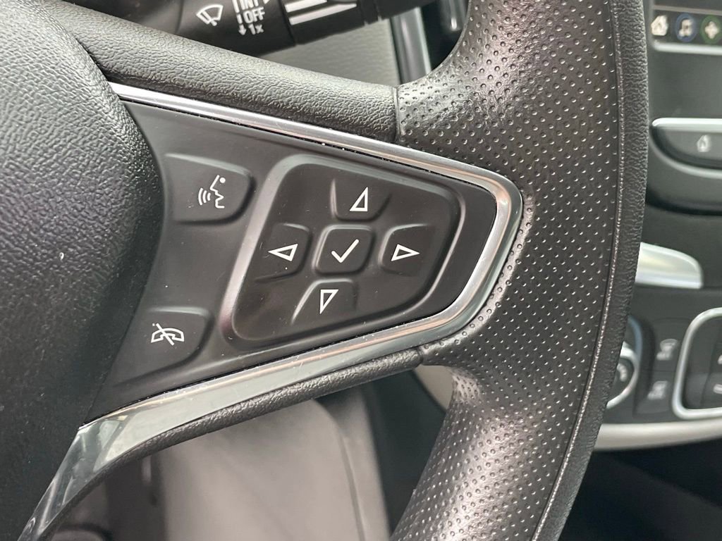 Certified 2019 Chevrolet Equinox LS image 27