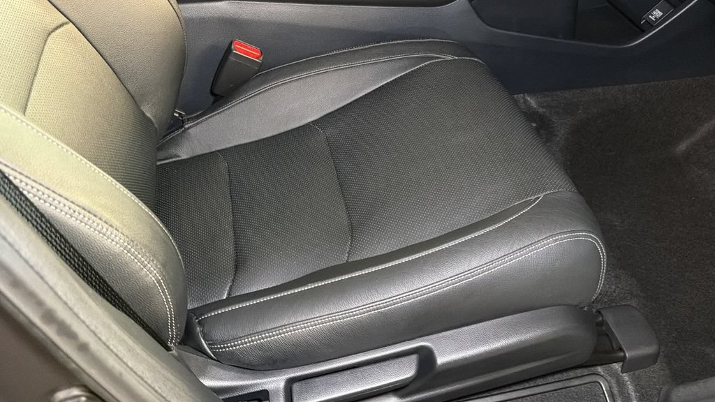 Used 2021 Honda HR-V EX-L image 12