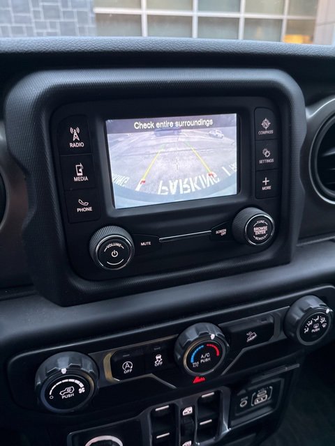 Used 2018 Jeep Wrangler Unlimited Sport S image 16