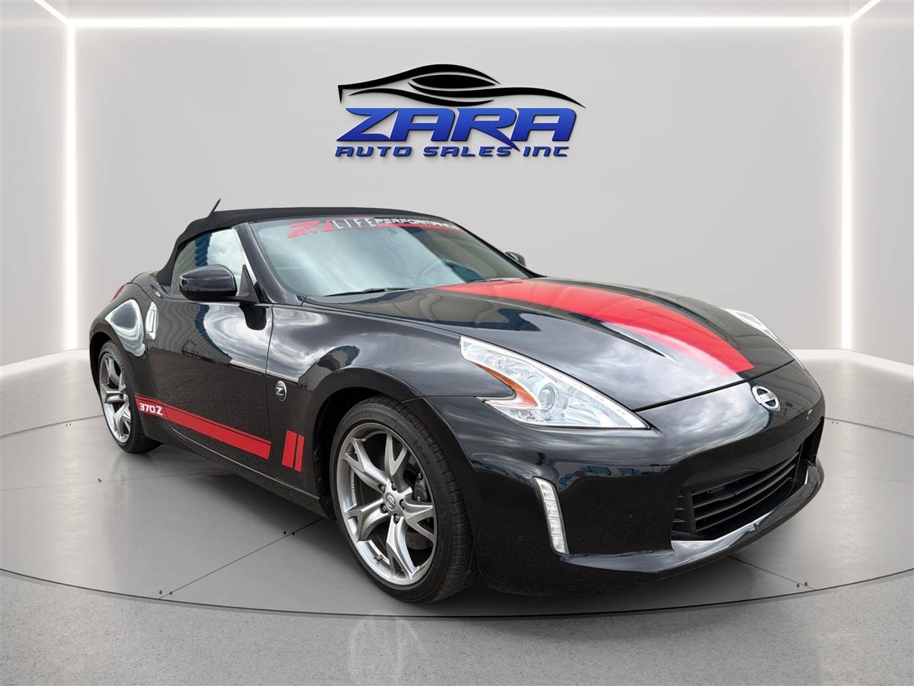 Used 2010 Nissan 370Z Touring w/ Sport Pkg RWD image 9