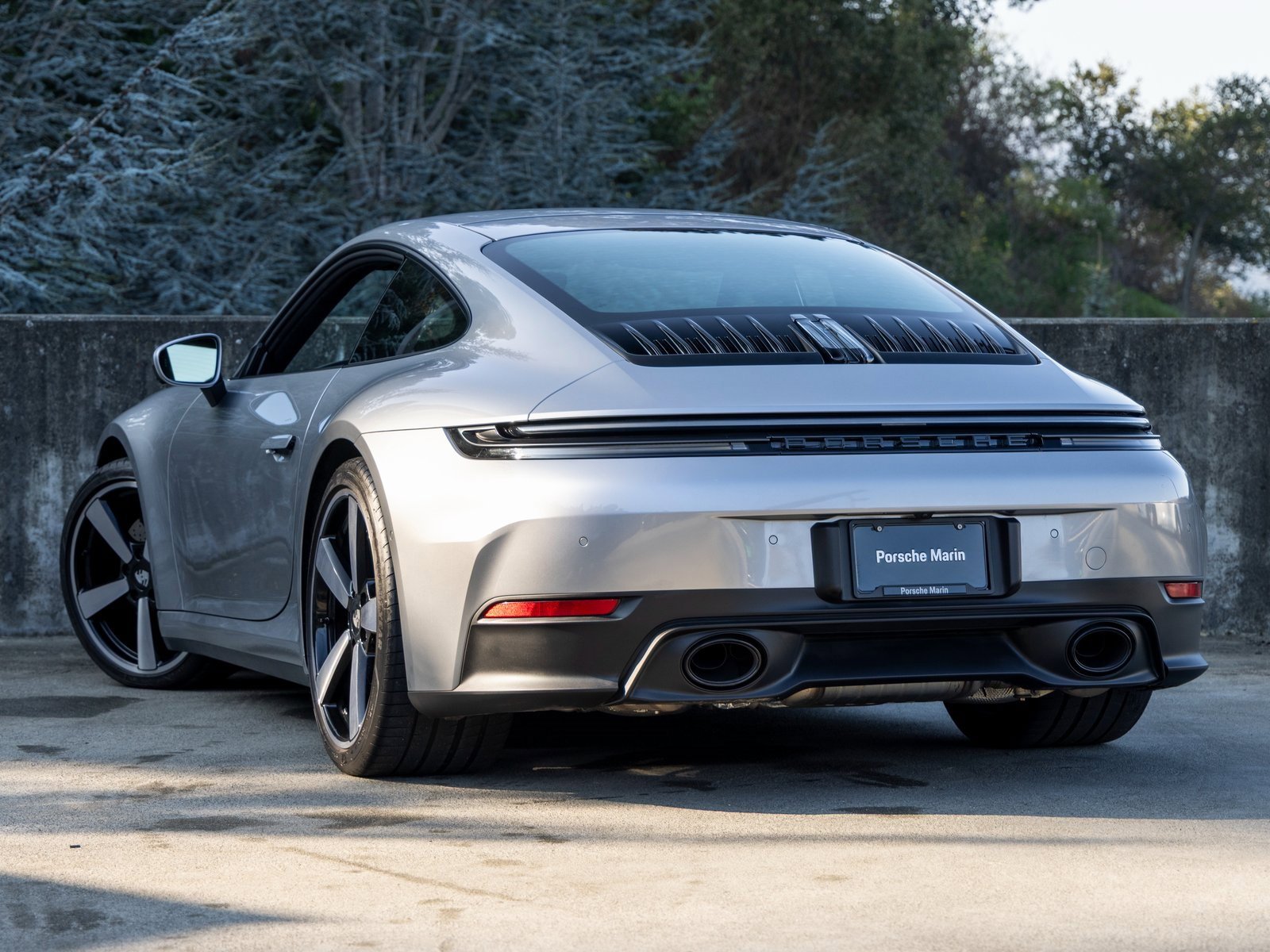 Certified 2025 Porsche 911 Carrera image 3